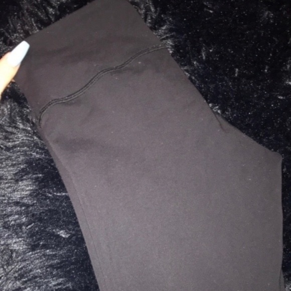 Lulu lemon tights - Picture 2 of 4